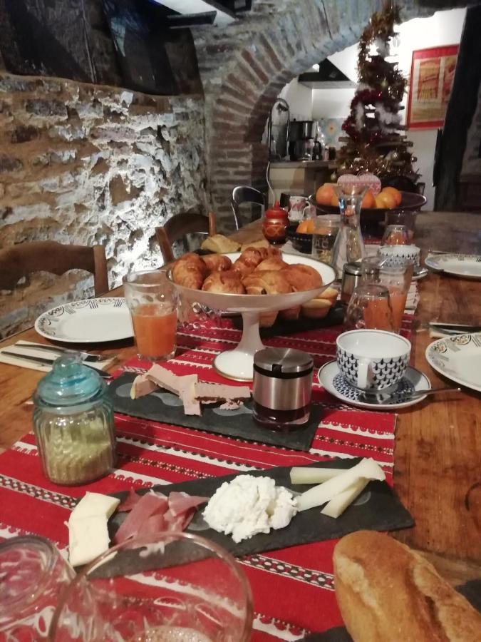 La Lauze Et L'Anguille Bed & Breakfast Gaillac Bagian luar foto